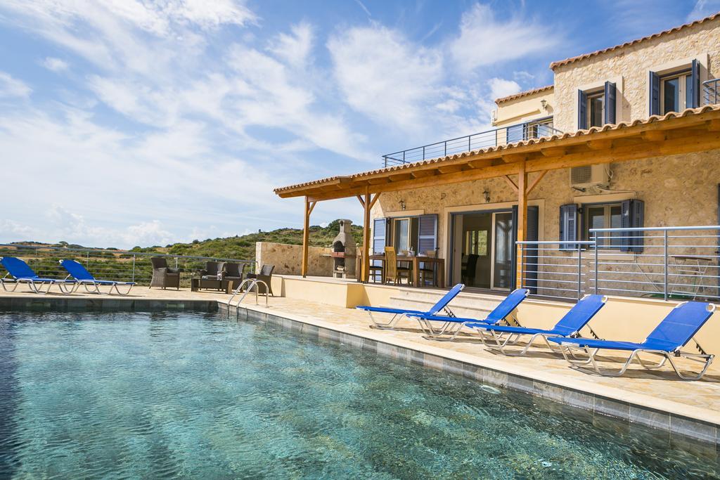 Unique Villa Ratzakli Ratzaklíon 部屋 写真