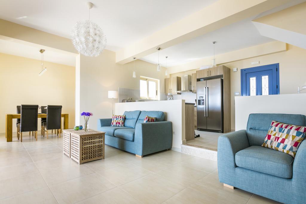 Unique Villa Ratzakli Ratzaklíon 部屋 写真